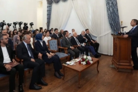 bakan-tekin-bizi-guclu-kilan-birbirimize-olan-bagliligimiz-NRRRK6ub.jpg