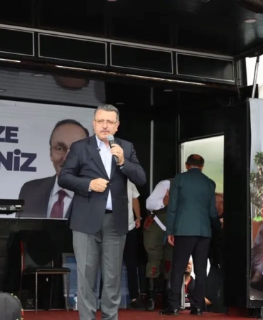 baskan-genc-honefter-yayla-senliginde-vatandaslarla-bulustu-XzVIyXST.jpg