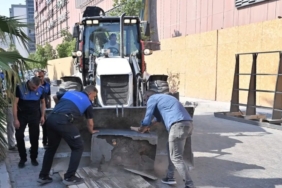 bornovada-kaldirim-ve-yol-isgallerine-siki-denetim-MmAWr15g.jpg