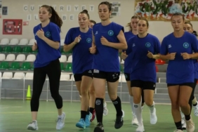 bursa-buyuksehir-belediyespor-kadin-hentbol-takiminda-kadro-tamam-ngW7Ywvl.jpg