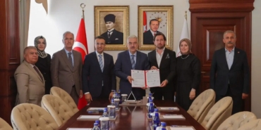 bursa-inegole-2-yeni-aile-sagligi-merkezi-yapimi-icin-imzalar-atildi-lqF1WpQ2.jpg