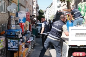 bursa-osmangazide-kaldirimlar-isgalden-temizlendi-jAh8qw8Q.jpg