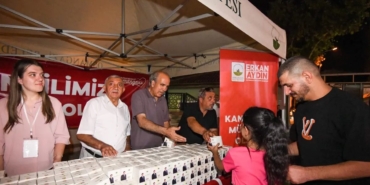 bursa-osmangazide-mevlit-kandilinde-geleneksel-ikram-yB9fwCmZ.jpg