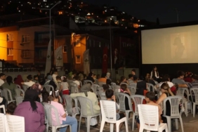 bursa-osmangazide-yaz-aksamlari-sinema-keyfiyle-renklendi-18V8kngC.jpg