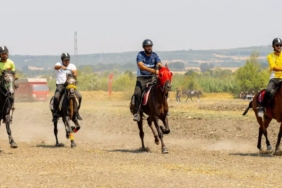 bursada-rahvan-atlari-sampiyonluga-kostu-UyhzLeuF.jpg