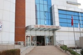cigli-belediye-baskani-yildizin-makam-aracina-silahli-saldiri-C2yguVgs.jpg