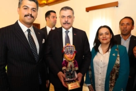 dagderden-bakan-ciftciye-keles-bebegi-KUGxNN7t.jpg