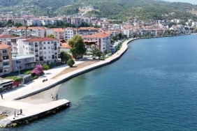 degirmendere-sahili-dalga-kirici-setle-guclendirildi-UnkHxpIk.jpg