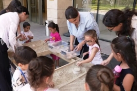 denizlide-miniklere-bilim-tarih-ve-trafik-egitimi-IBYKGDpJ.jpg