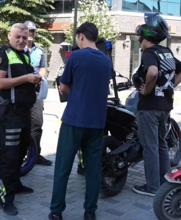 duzcede-yaya-yollarinda-motorlu-arac-denetimi-MUYkHl6m.jpg