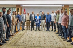 erciyes-38-fkdan-baskan-memduh-buyukkilica-ziyaret-nwT2bFOJ.jpg