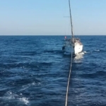 fethiye-aciklarinda-suruklenen-teknedeki-5-kisi-kurtarildi-8OBhjuxM.jpg