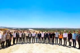 gaziantepte-havaalani-yolunda-calismalar-tam-gaz-eBqOtFxI.jpg