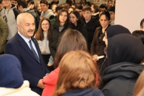 gebzede-universite-egitim-destegi-icin-basvurular-basladi-Lzv8H8Wa.jpg