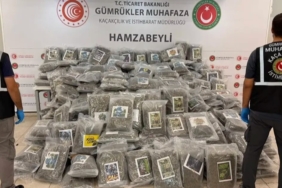 gumrukte-uyusturucu-kacakciligina-darbe-hamzabeylide-288-kilo-esrar-ele-gecirildi-rrOdcnZS.jpg