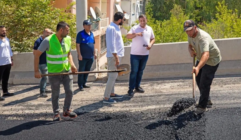izmir-narliderede-asfalt-calismalari-hiz-kesmeden-suruyor-AKWztF8J.jpg