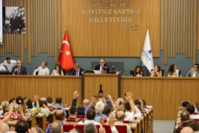 izmirde-yatirimlar-hiz-kesmiyor-y53P1OFJ.jpg
