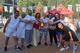 izmitte-voleybol-coskusu-yasaniyor-xl1vIPma.jpg