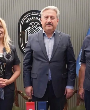 kayseri-buyuksehir-gazeteciler-cemiyetinden-melikgaziye-ziyaret-dLZCqVJB.jpg
