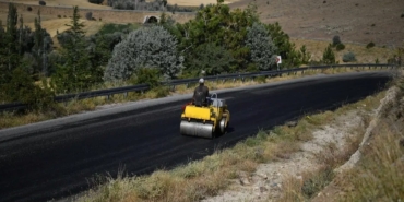 kayseri-buyuksehirden-kirsalda-yol-calismasi-Myw8fWv2.jpg