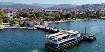 kocaeli-buyuksehir-mavi-vatana-245-bin-kisiyi-ulastirdi-pA2mvYEw.jpg