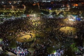 kocaeli-gebzede-yaz-konserleri-coskusu-yuKF2Ntz.jpg