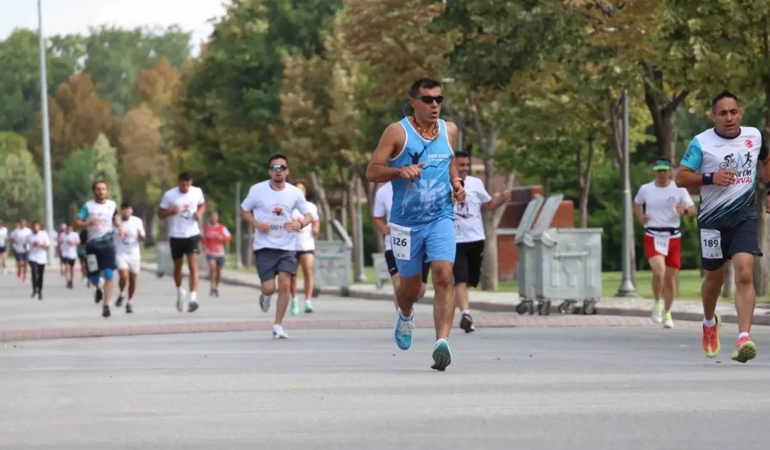 konya-karatay-zafere-kostu-j3VCv8y6.jpg