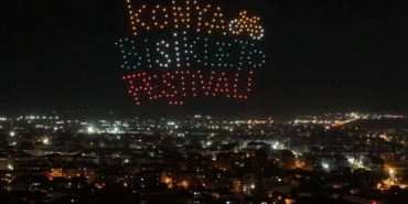 konya-tas-binada-festivale-ozel-video-mapping-ve-drone-gosterisi-buyuledi-T5rnQgXX.jpg