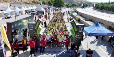 konya-ultra-trail-13-ulkeden-1300-sporcuyu-bulusturdu-NFlj49de.jpg