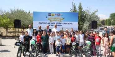 konyada-cocuklara-bisiklet-sevinci-nEvfqt9g.jpg