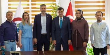 kutahyada-baskan-kahveciden-eczaci-odasina-ziyaret-vHztVlNM.jpg