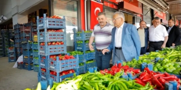 memduh-buyukkilic-kayseri-hal-esnafiyla-bulustu-7gIucxsP.jpg