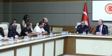 milletvekili-bilgin-tbmmde-maden-iscilerinin-ailelerini-kabul-etti-WpGfBmA6.jpg