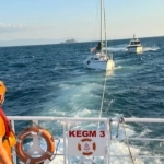 moda-aciklarinda-suruklenen-tekne-kurtarildi-tCV4ntb6.jpg