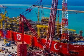 osman-gazi-icin-kritik-asama-260-tonluk-alev-kulesi-yerine-yerlestirildi-AYaMe8UH.jpg