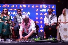 sakaryada-anadolunun-renkleri-bulustu-fQmFrd24.jpg
