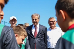 sakaryada-gencler-istedi-baskan-alemdar-talimat-verdi-UYsZN5qq.jpg