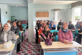 sakaryada-kadin-kadina-bulusmalar-akyazida-surdu-9MRrOJje.jpg