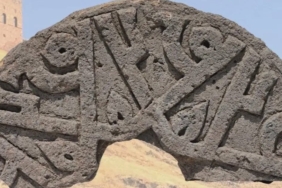 selcuklu-tasinda-hz-muhammed-ismi-6-kez-yer-aldi-anide-tarihi-kesif-Ps6AHsPD.jpg