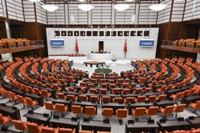 tbmm-1-ekime-kadar-tatile-girdi-RGJ215mc.jpg