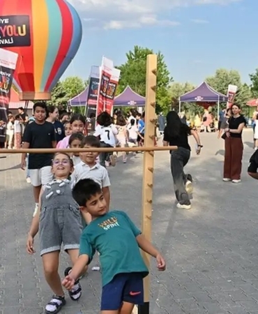 turkiye-kultur-yolu-festivali-nevsehirde-tam-gaz-suruyor-GIbsKlMi.jpg