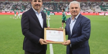 turkiyede-ilk-erisilebilir-stadyum-oldu-konyaya-erisilebilirlik-belgesi-DXQuHEwB.jpg