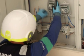 uedas-elektrik-sebekesini-akilli-sayaclarla-donusturuyor-9r67DSxg.jpg