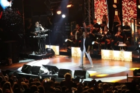 uluslararasi-bursa-festivaline-ozcan-denizle-muhtesem-final-ZYdfBJiM.jpg