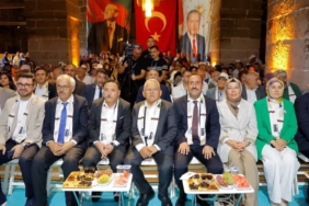 29-incesu-kultur-turizm-ve-uzum-festivaline-buyuk-ilgi-JxzyilqN.jpg