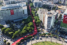 9-eylul-ruhu-izmir-sokaklarinda-vXuLGG7r.jpg