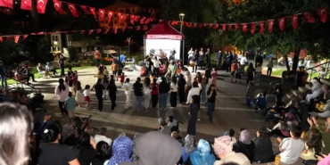 ankara-keciorende-park-konseri-coskusu-devam-ediyor-GR5OhHcL.jpg