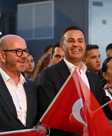 baskan-akin-manyasin-kurtulusunda-fener-alayina-katildi-zi2gjQDl.jpg