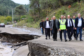 baskan-alemdar-afet-mesaisi-icin-geyvede-sel-tahribatinin-izleri-siliniyor-vXUjLwPv.jpg