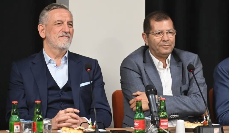 btso-baskani-burkay-kayapa-osbdeki-firmalarla-bulustu-Ufh9p2qt.jpg